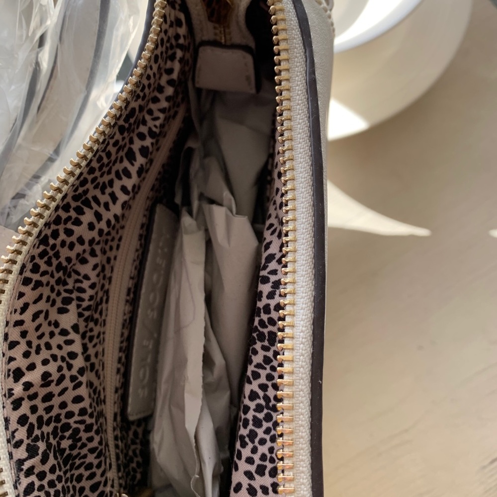 Handbag - Picture 3 of 3